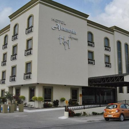 Hotel Alameda Express Matamoros  Exteriér fotografie
